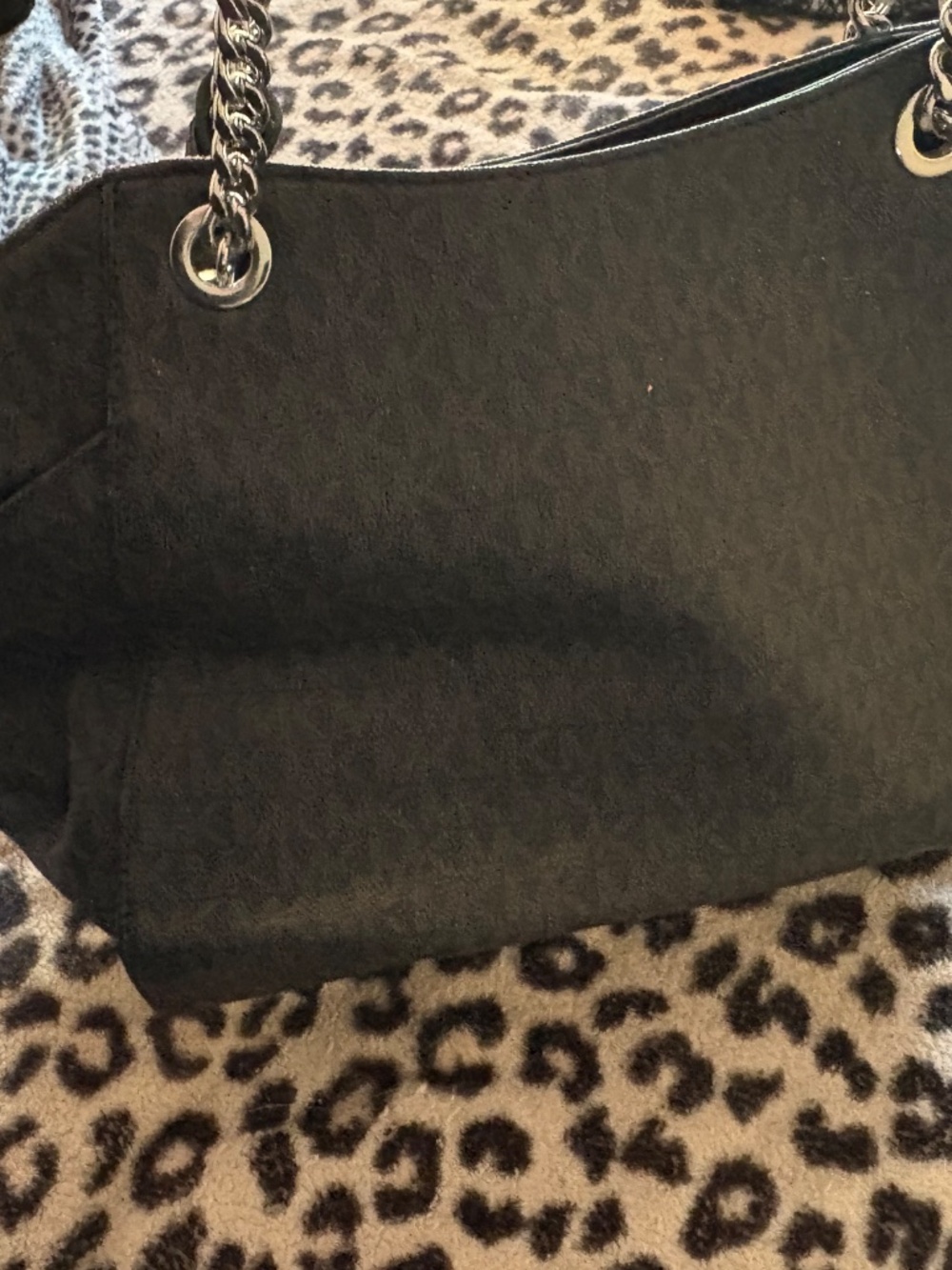 Michael Kors - Picture 2 of 4